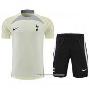 Fato de Treino Tottenham Hotspur 2022-2023 Manga Curta Beige - Calcas Curta