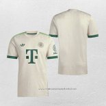 Camisola Bayern de Munique Oktoberfest 2025-2026