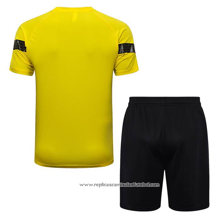 Fato de Treino
 Dortmund
 2022-2023 Manga Curta
 Amarelo
 - Calcas Curta
