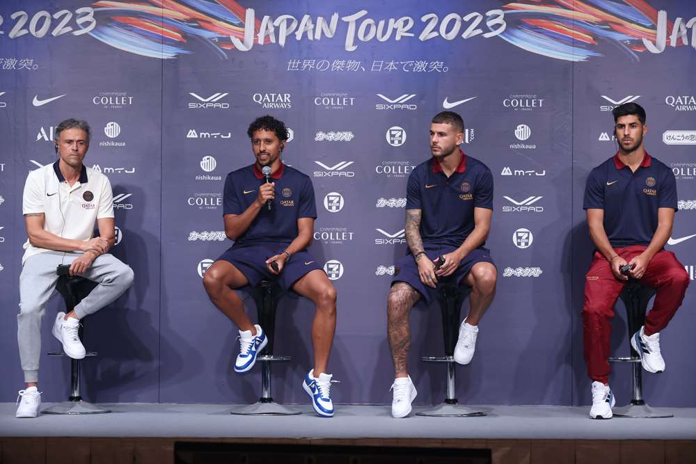 primeiro dia do PSG em Osaka